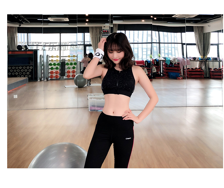 Áo ngực thể thao nữ tập thể dục chạy làm đẹp gợi cảm trở lại học sinh yoga hấp thụ sốc bộ sưu tập sữa mẹ tập hợp đồ lót áo tập thể dục