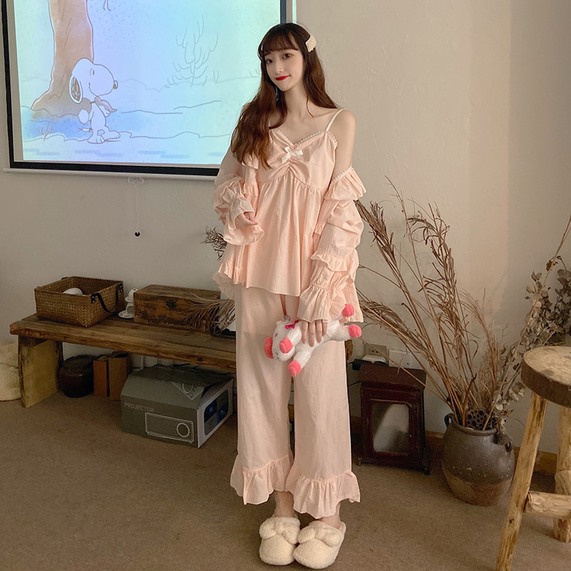 Fairy coat Sweet bow suspender pajamas Women's spring and autumn ruffle pajamas Home clothes three sets can be worn outside