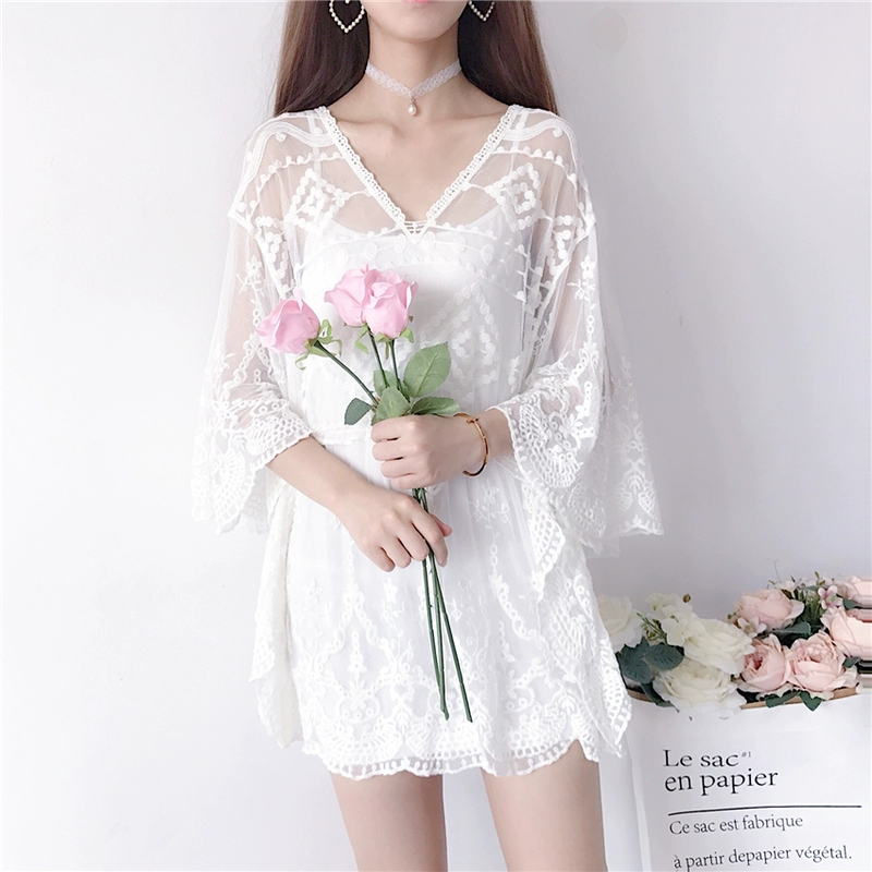 Mùa hè mới 2018 của phụ nữ phiên bản Hàn Quốc của áo voan thêu ren voan ren tay áo cánh dơi