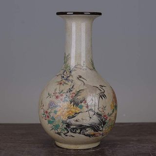 Imitation of the Qing Dynasty Qianlong cracked glaze split pastel pine and crane vase Jingdezhen antique porcelain ornaments antique collection