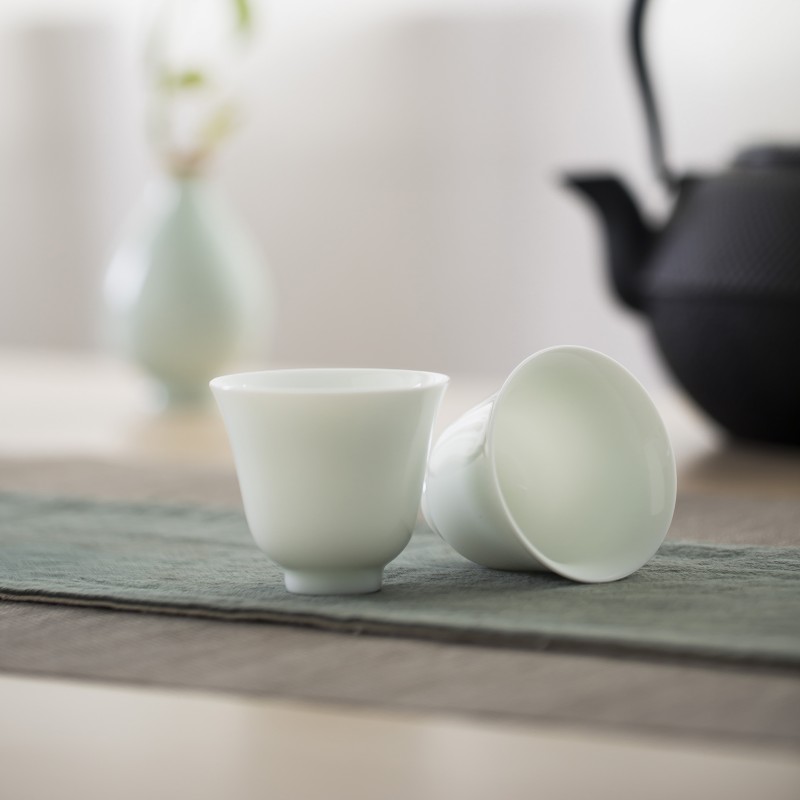 Jingdezhen ceramic custom sample tea cup home market metrix small bowl with single CPU office kung fu tea cups