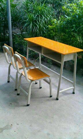 Desks and Chairs Training School Double Desks and Chairs Double Desks and Chairs Double Desks Factory Direct Sales