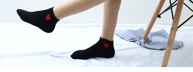 Vớ cotton nữ ngắn vớ ngắn Hàn Quốc tình yêu của phụ nữ Vớ Nhật Bản hipster Hàn Quốc hipster trái tim dễ thương trái tim đỏ tất ngắn