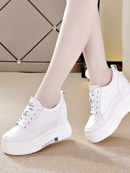 10cm小个子内增高女鞋百搭真皮小白鞋网红坡跟高跟单鞋厚底松糕鞋