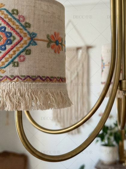 American-Style Retro Iron Art Chandelier with Creative Floral Patterns and Tassel Fabric Shade, Suitable for Bedroom, Living Room, and Dining Room Decoration