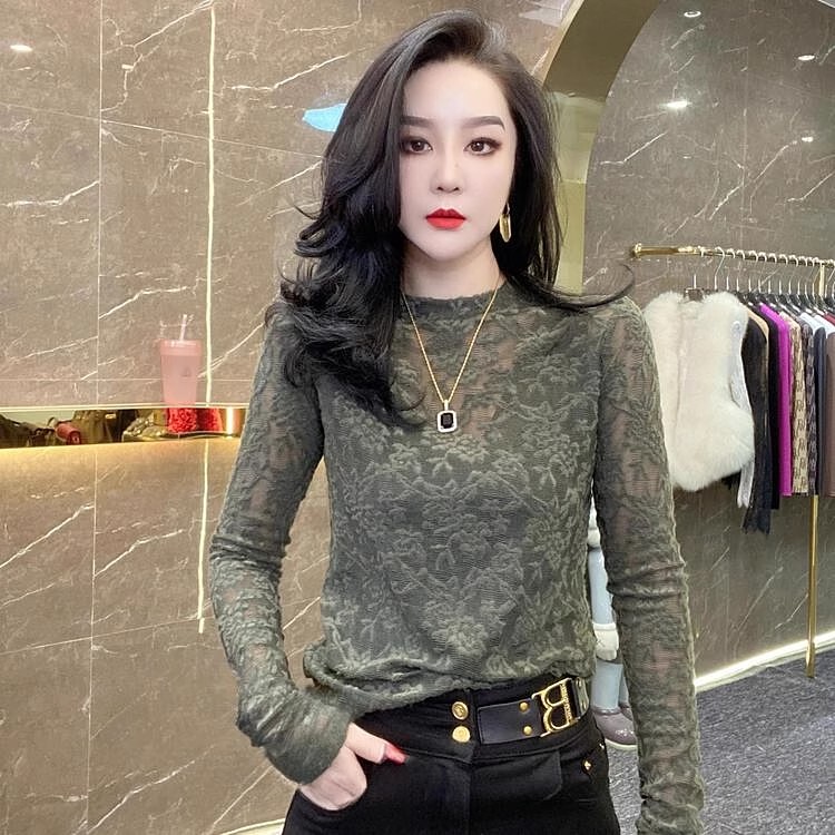 Sexy Lace Base Shirt for Layering or Wearing Alone, 2026 Spring and Autumn New Style, Slightly Sheer, Pure Desire Style, Long-Sleeve Top, Thin Blouse