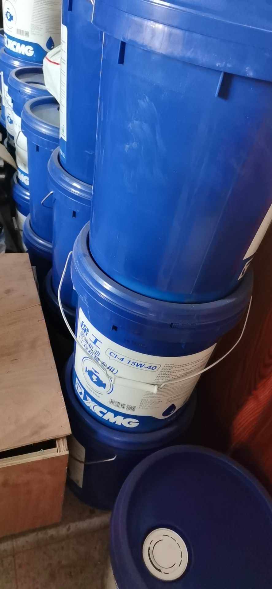 Crane Accessories Xu Works Original Factory Diesel Oil