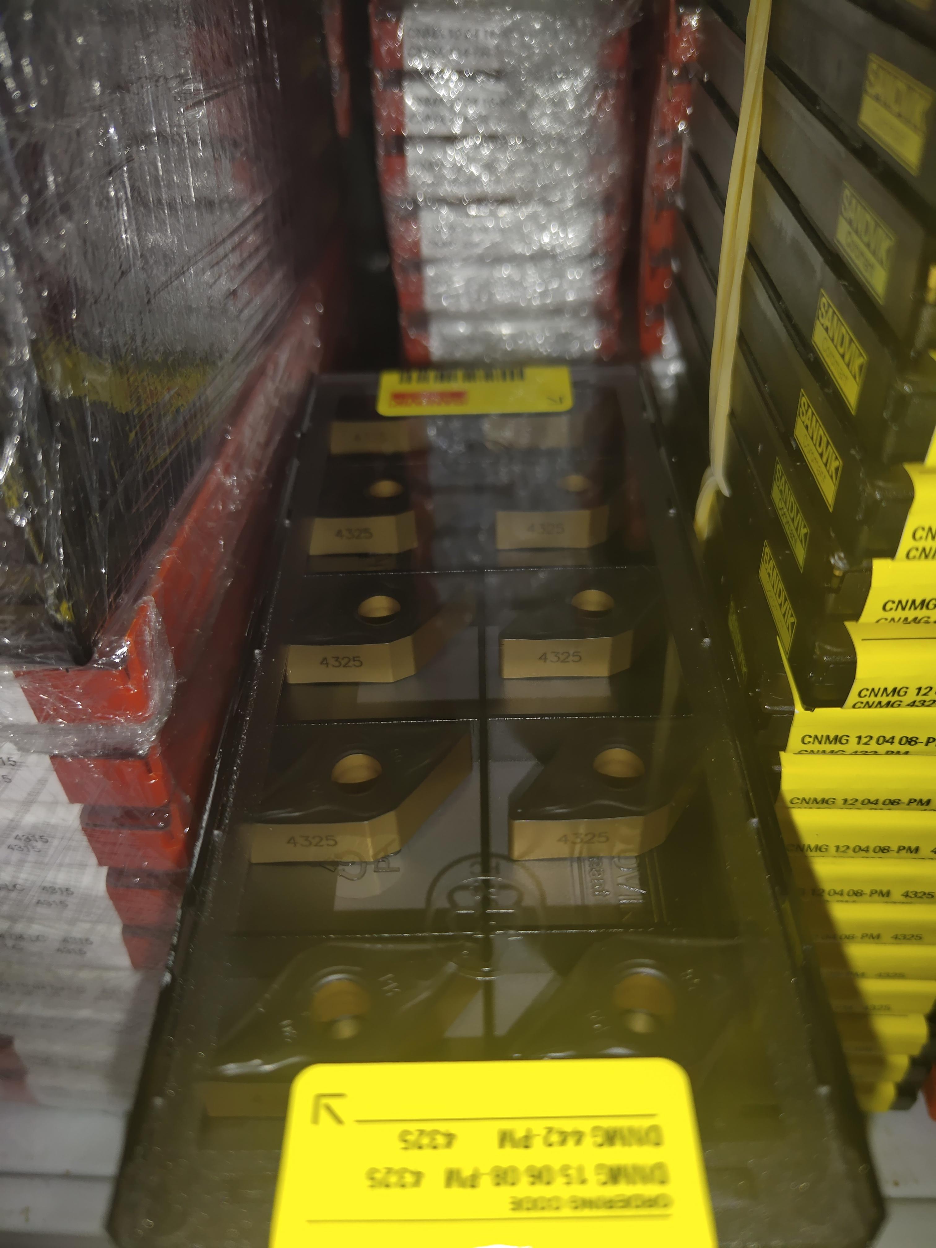 DNMG150608-PM4325 Mountain Tervik Blade of the DNMG150608-PM4325 Mountain