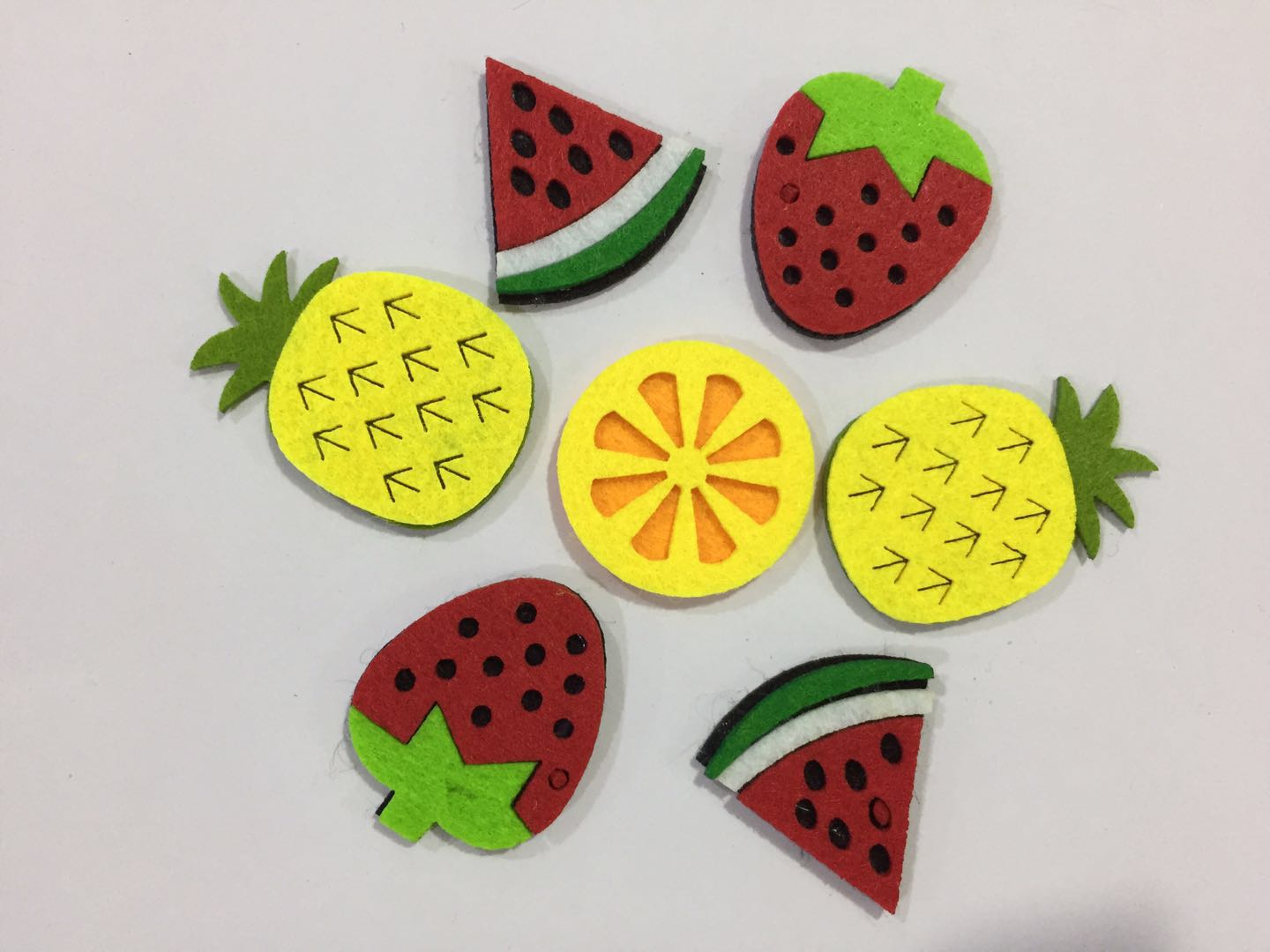 Non-woven petals, flower slices, non-woven patches, children's creative handmade DIY puzzle paste art labor