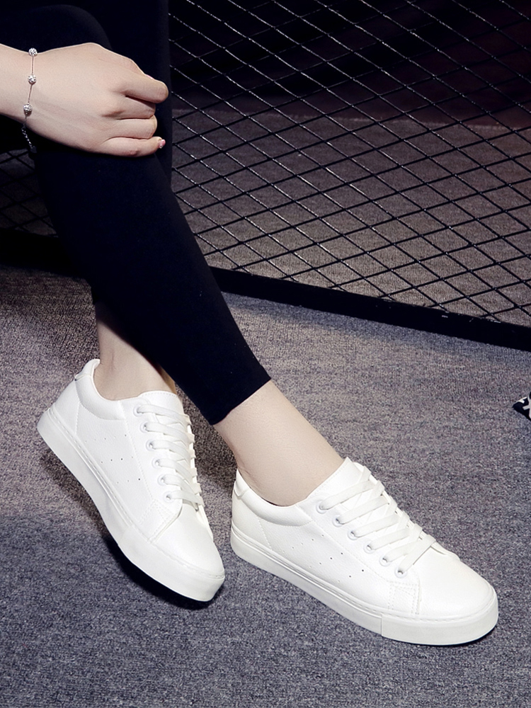 2021 New flat small white shoes women Summer thin breathable Joker spring leather White shoes low all white board shoes