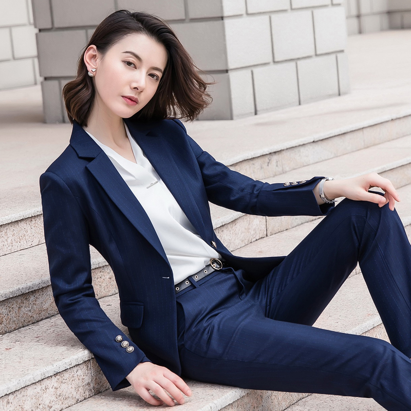 Tailleur femme - Ref 3242074 Image 1