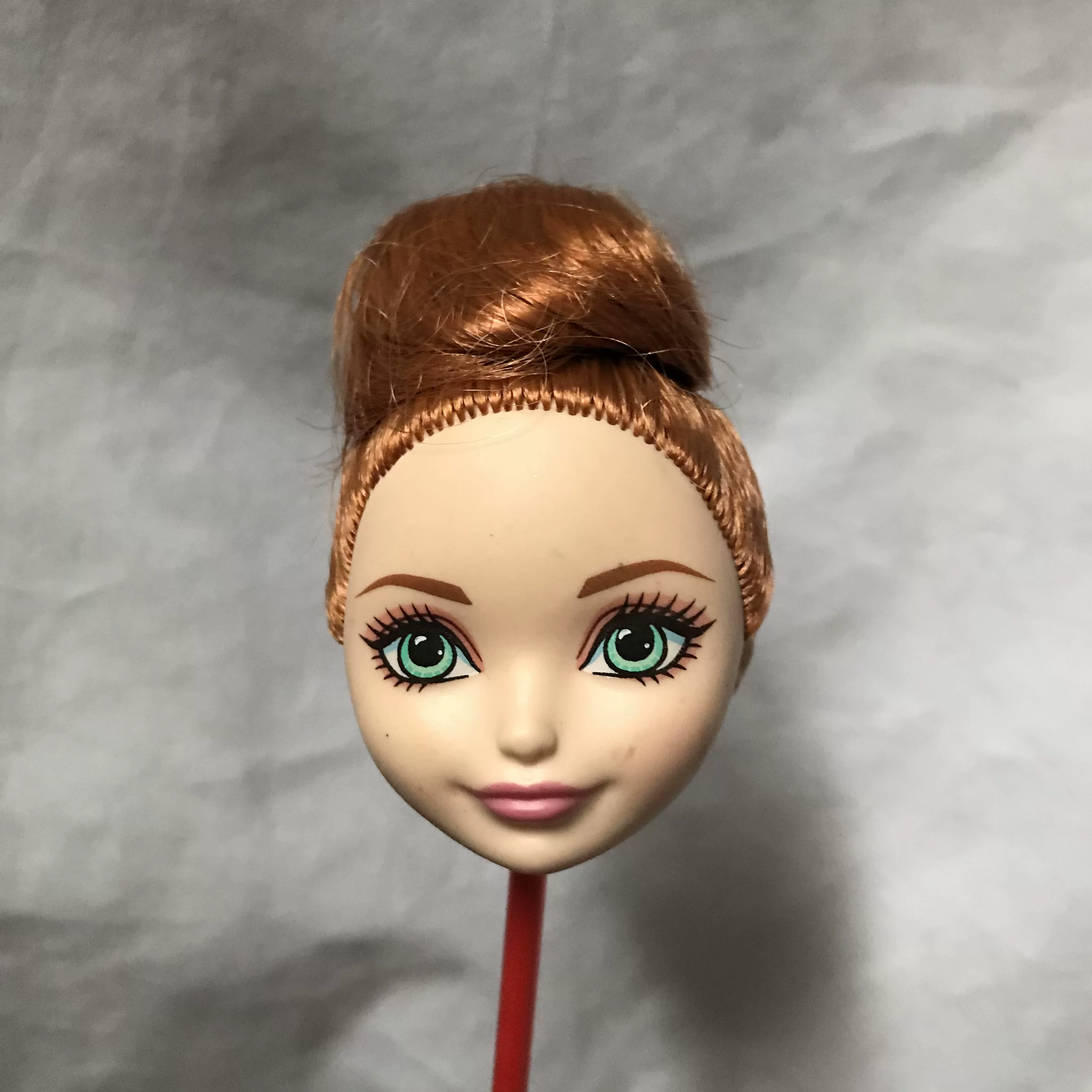 Натуральная крупнооптовая Гонконг Monster High школьная сказка эльф высшая школа голова младенца с макияжем голова младенца с множеством стилей постоянно обновляется