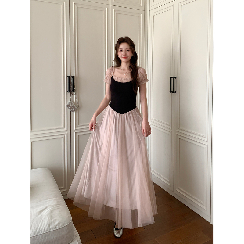 Even Yiwen [Ballet Shampoo] Korean-Style High-Intelligence and Elegant Ladylike Short-Sleeved Dress, Black and Pink Gentle Long Dress
