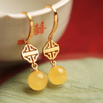 Small Silver Artisan Natural Honey Wax Amber Pure Silver Gold Plated Earrings Lady Auspicious geometric-shaped ancient wind light and luxurious earrings