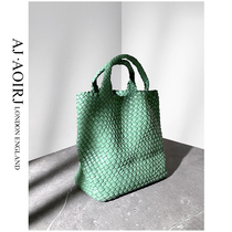 (AJ AOIRJ UK) Niche hand-woven large capacity tote bag simple handbag