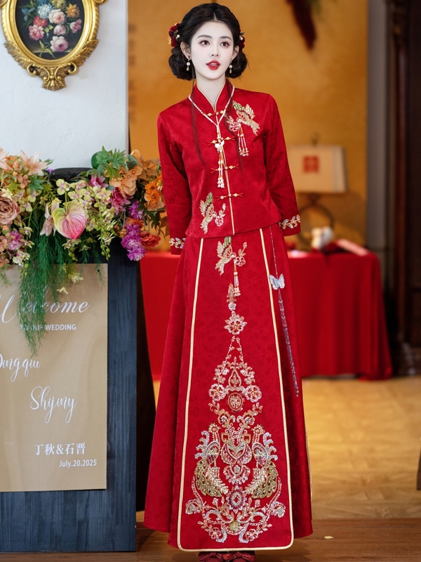 New Chinese-Style Xiuhe Wedding Dress 2025 New Summer Bride Wedding Dress Bridal Gown Toast Dress Engagement Dress Set
