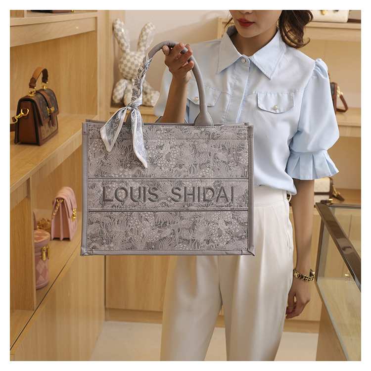 Premium for Women 2024 New Fashionable Large Capacity Single Shoulder Underarm , Hundred Step Handheld Commuter Tote_voghion.com