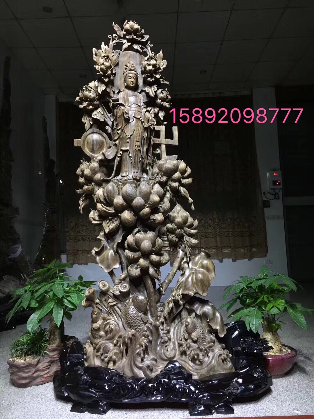Golden Silk Nanmu Wood Carving small Ye Zhennan Ruyi Guanyin Swaying Pieces Uki Wood Animal Craft Gift Swaying to the Sinned Wood Root Carving