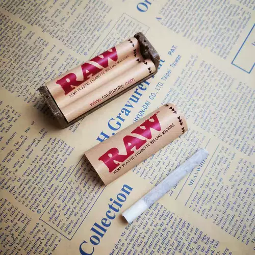 Оригинальная подлинная необработанная сигарета более легкая 79 -мм ручная портативная 8 -то бесплатная запасная модель плавной домашней ручной сигареты