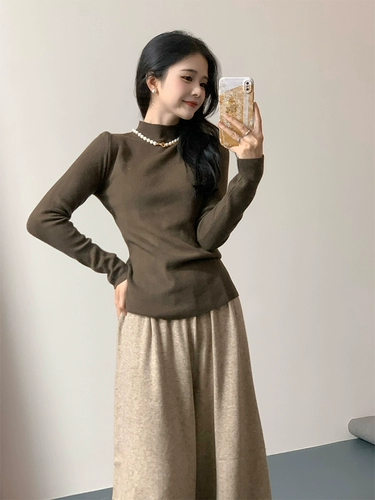 三个裁缝 Цветной эластичный трикотажный осенний свитер, высокий воротник