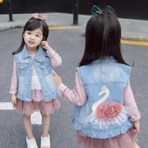 Childrens denim vest spring and autumn 2022 new 1 childrens clothing 3 girls 2 babies 3 Korean version 4 waistcoat vest 4 coat tide