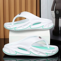 Белая орхидея