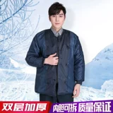 Демисезонный утепленный пуховик для работы