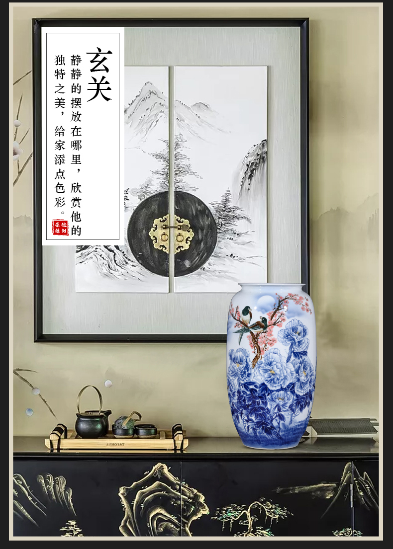 Jingdezhen ceramics famous beaming antique Chinese blue and white porcelain vase hand - made sitting room office furnishing articles