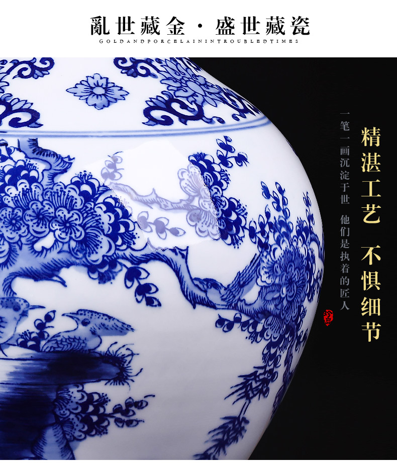 Jingdezhen ceramics hand - made archaize sitting room place, blue and white porcelain vase flower arranging Chinese style household decorative arts and crafts