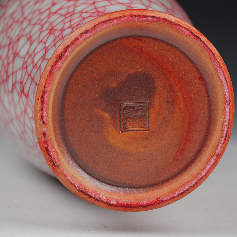 Jun porcelain of jingdezhen ceramics glaze cracks borneol antique vase classic Chinese style rich ancient frame is placed in the living room
