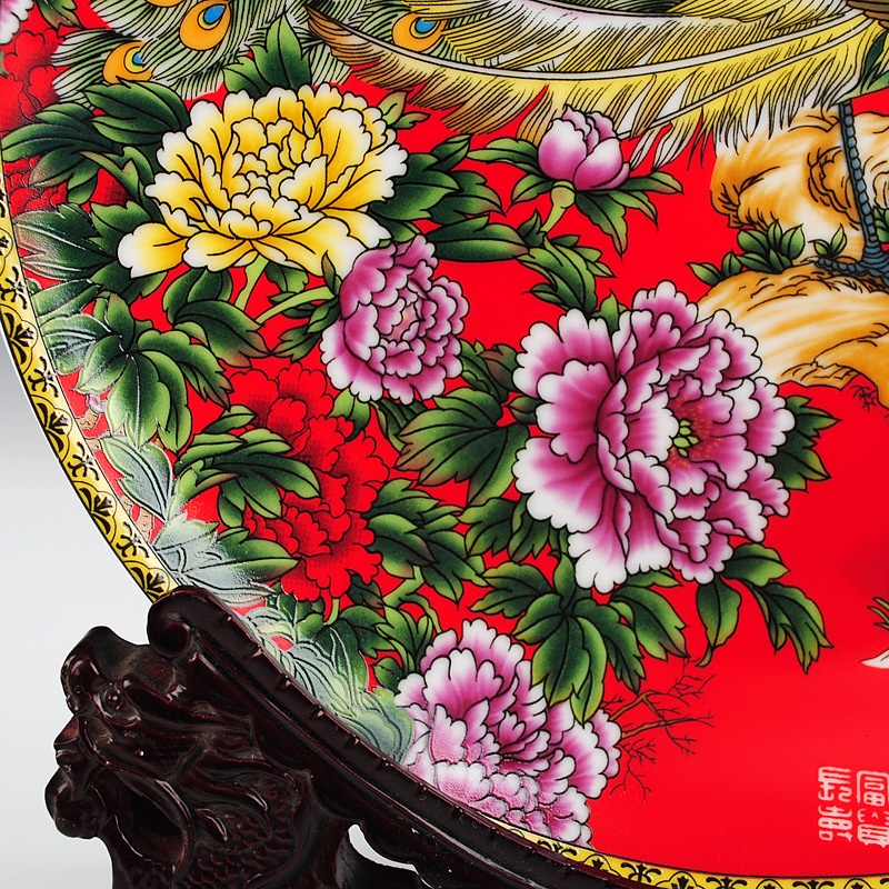 The peacock figure hanging dish decorative porcelain jingdezhen ceramics sit plate wall of sitting room home Chinese handicraft furnishing articles