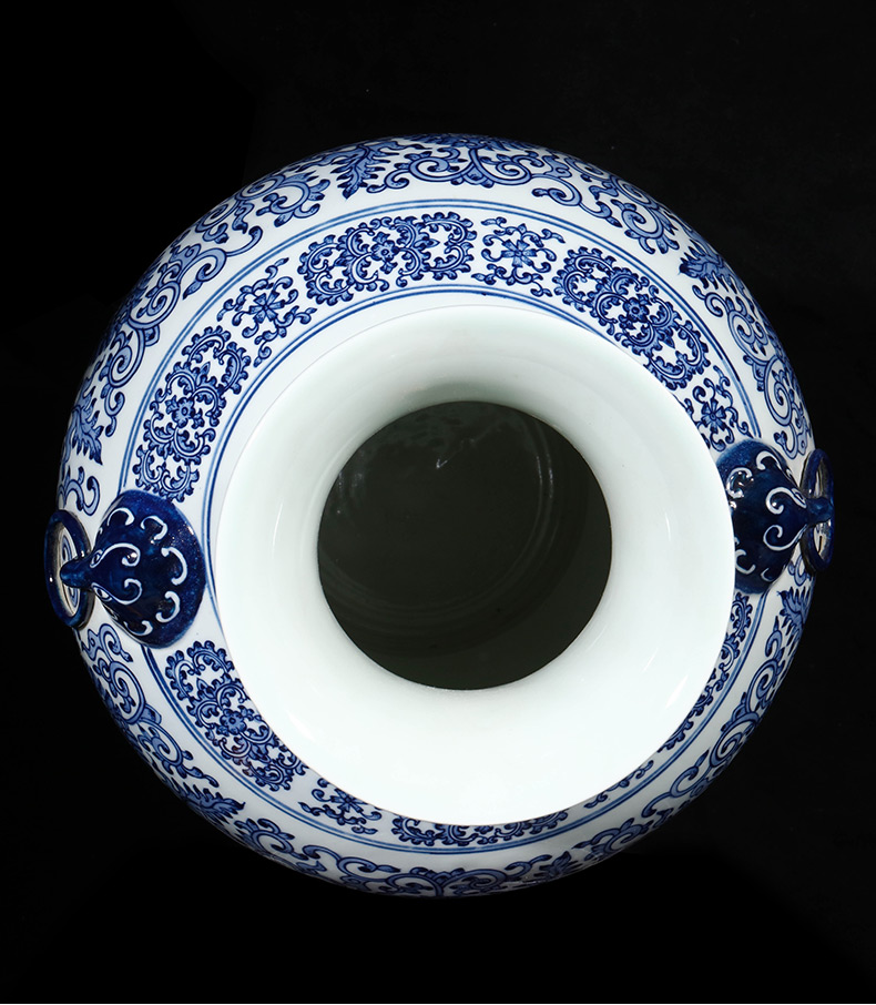 Jingdezhen ceramics by hand antique Chinese blue and white porcelain vases, flower arrangement and classic porch decoration furnishing articles