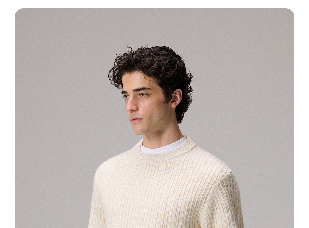CULTUM 600g Chunky Knit Crewneck Sweater