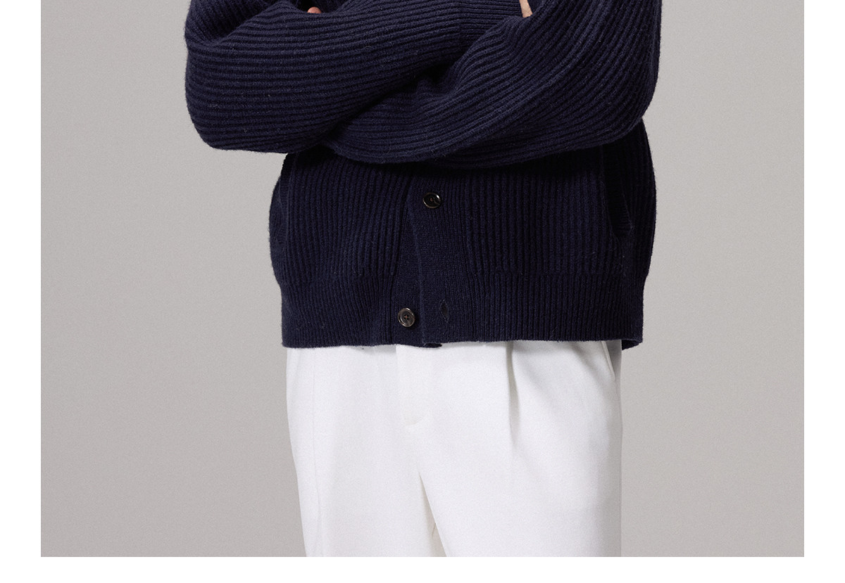 CULTUM Merino Wool Stand Collar Sweater