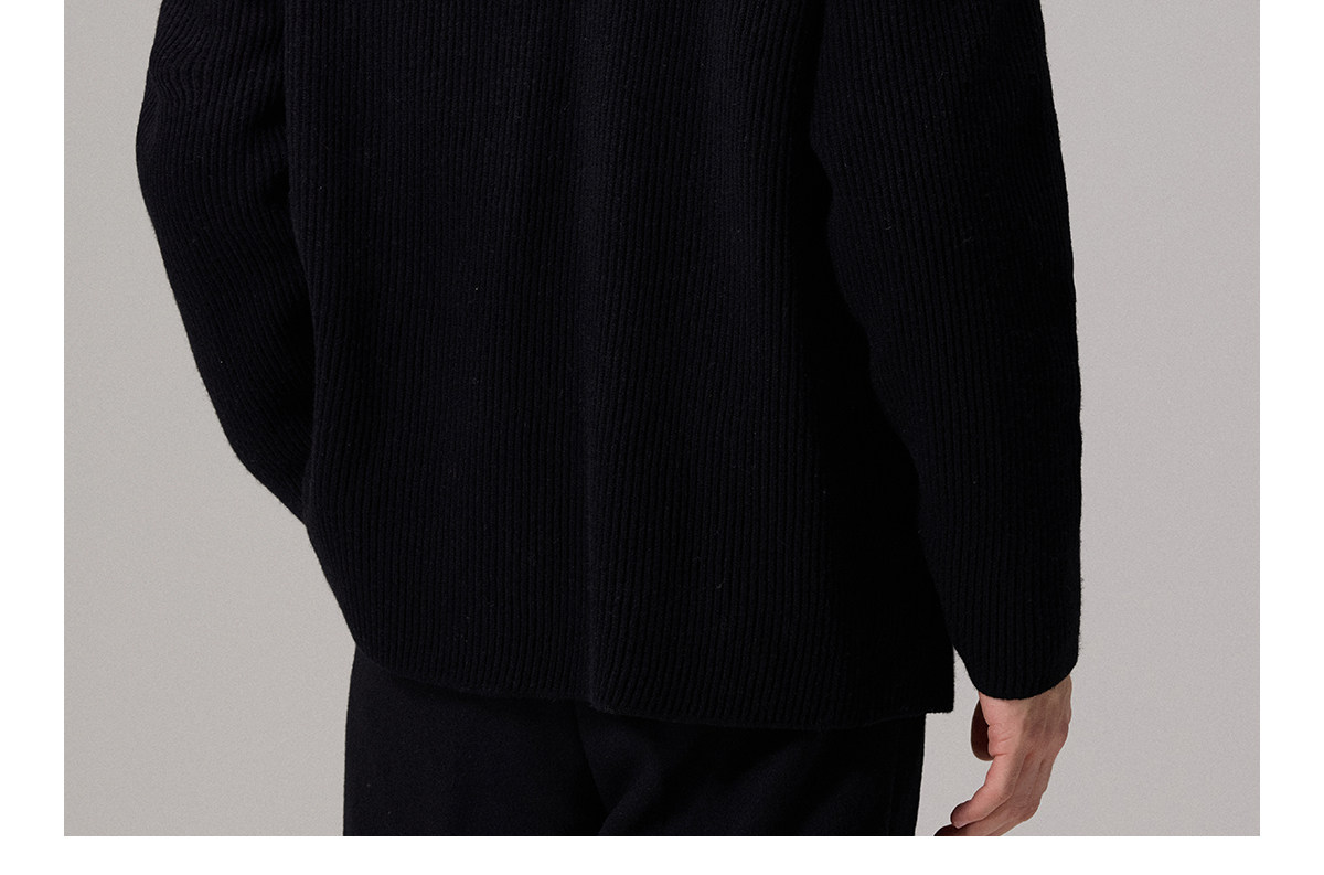 CULTUM 600g Chunky Knit Cardigan