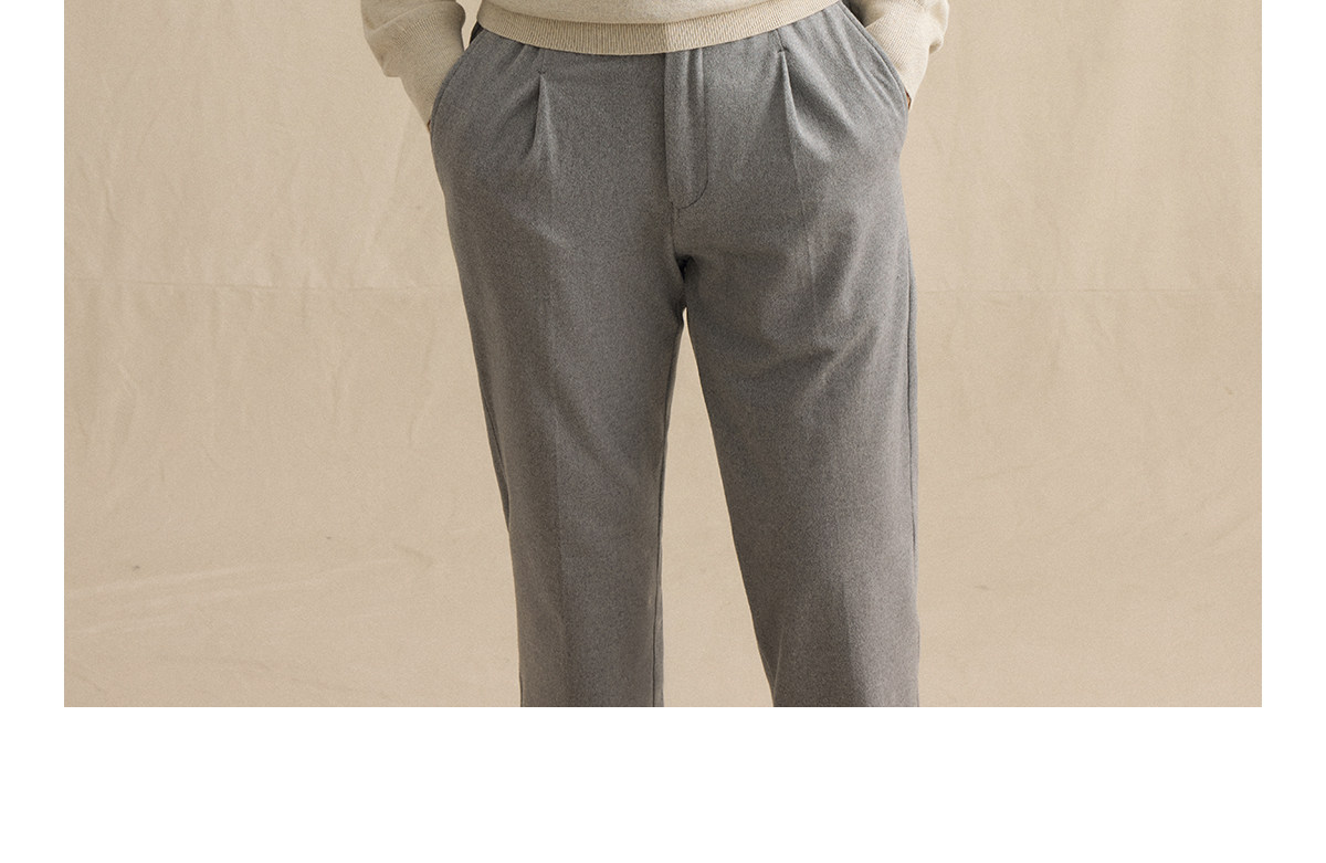 CULTUM Stand Collar Knit Sweater