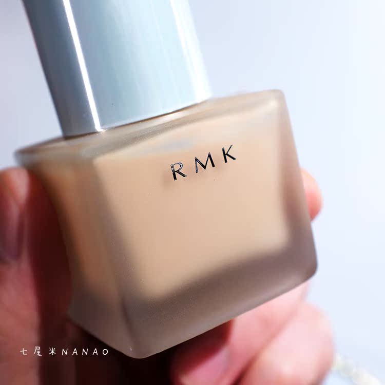 Nhật Bản giả vờ! Kem nền dạng lỏng, kem nền dạng lỏng - Nền tảng chất lỏng / Stick Foundation kem nền mac