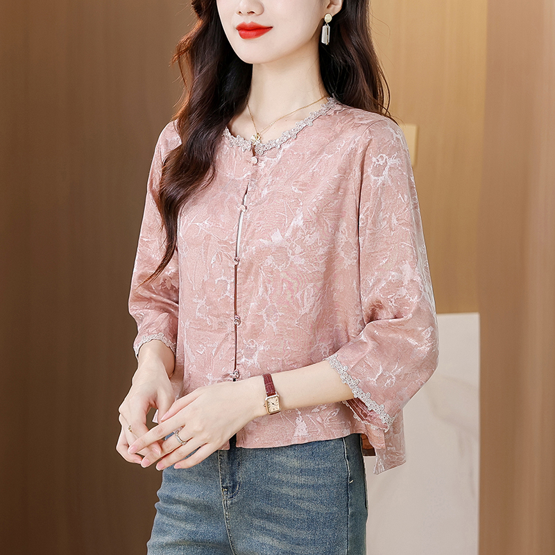 New Chinese-Style Satin Jacquard Jacket for Women, Trendy Spring and Autumn Fashion Short Baseball Jacket with Three-Quarter Sleeves New Chinese-Style Satin Jacquard Jacket for Women, Trendy Spring and Autumn Fashion Short Baseball Jacket with Three-Quarter Sleeves
