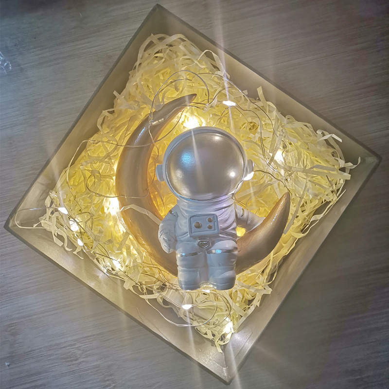 Teacher's Day Teacher Graduation Astronaut Series Birthday Gifts for Boys, Friends, Classmates, Girls, Practical