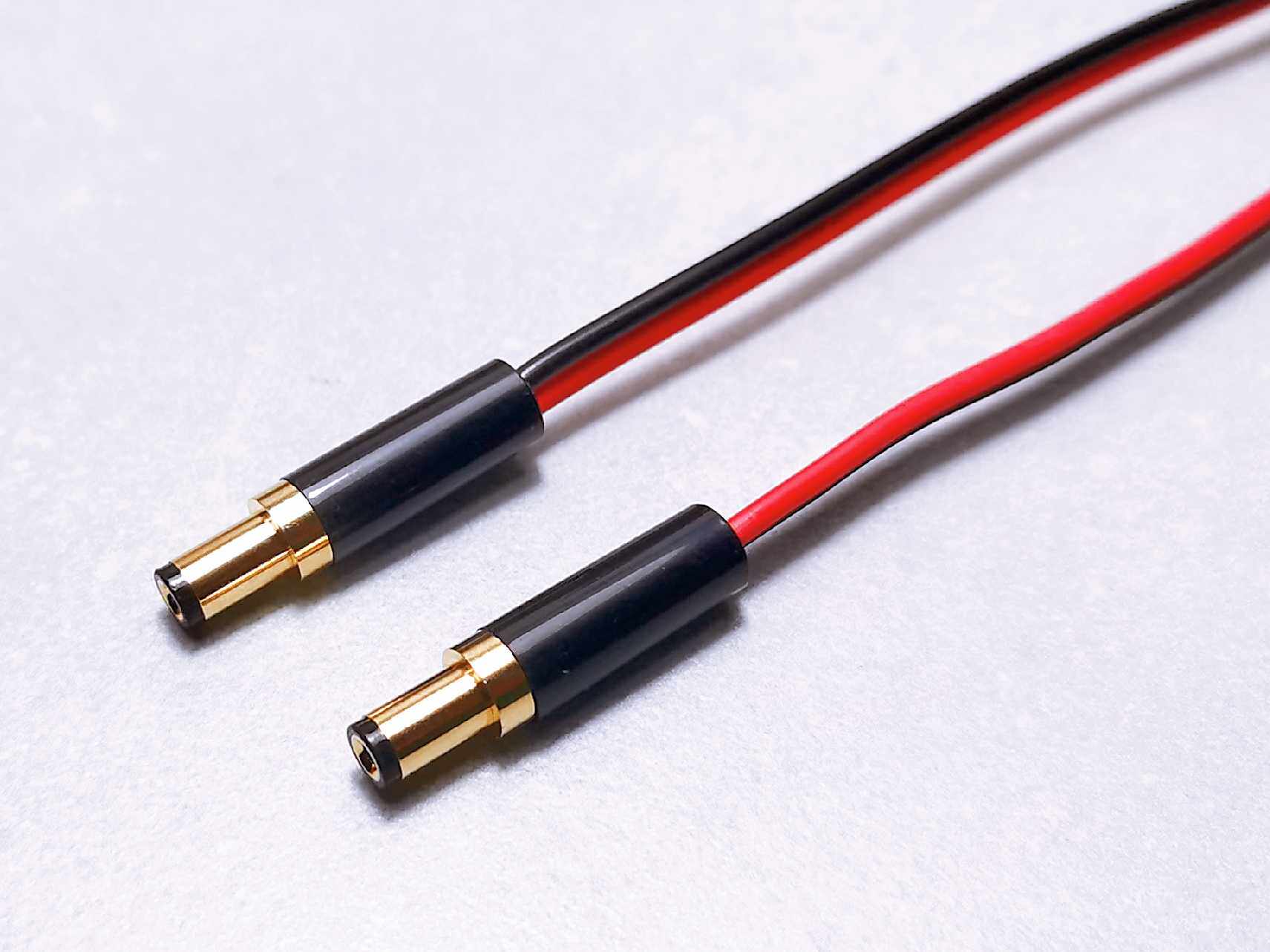 Taiwan gold plated pure copper DC linear DC power supply 5 5 2 5 2 1 3 5 4 0 band plug socket