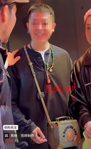 Old-fashioned small shoulder bag leather suitcase ladys suitcase photography props travel bag cowhide suitcase antique furnishings sentimental artwork