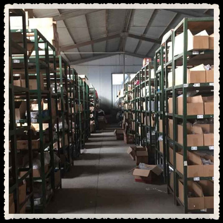 Phụ kiện Qianjiang V Yue QJ110T-11A giảm xóc trước và bên phải giảm xóc - Xe máy Bumpers 	giá cả các loại giảm xóc xe máy