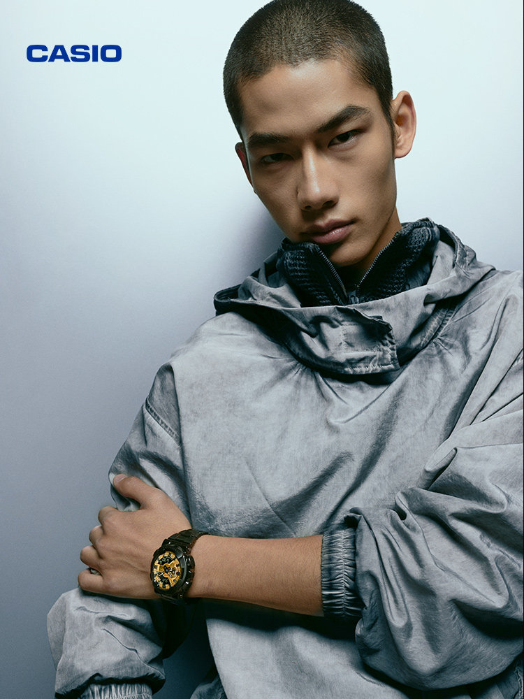 Casio Official Flagship Store Gm-110D Metal Small Steel Cannon Shockproof, Waterproof, Anti-Magnetic Digital Watch G-Shock