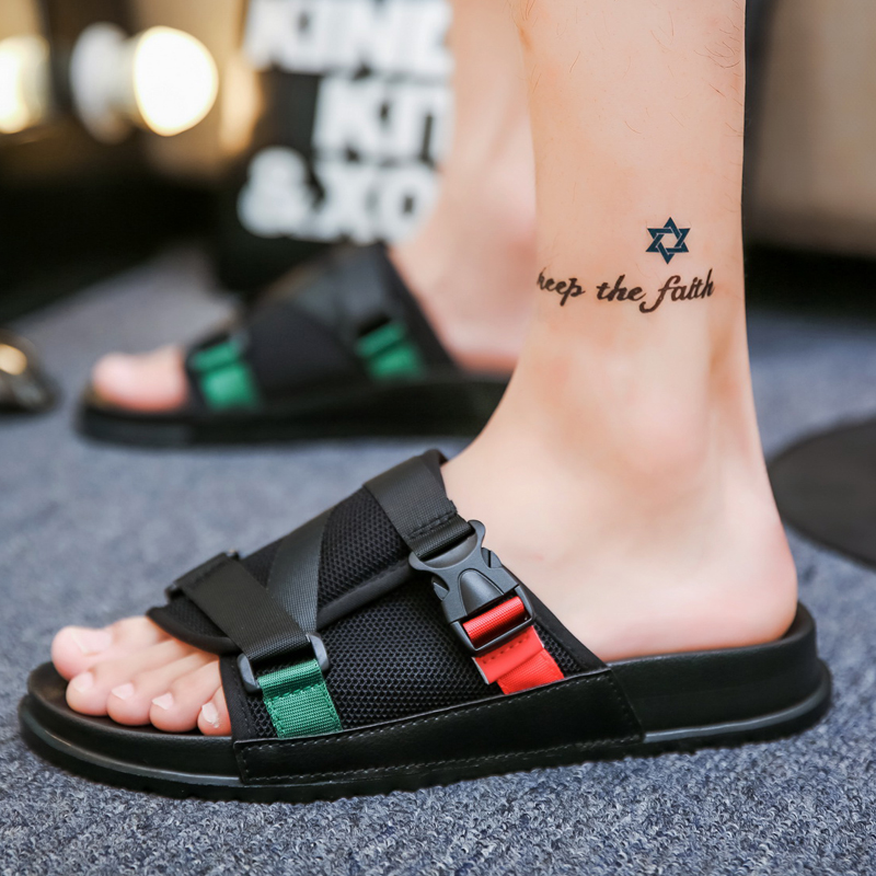 mens beach shoes 2018