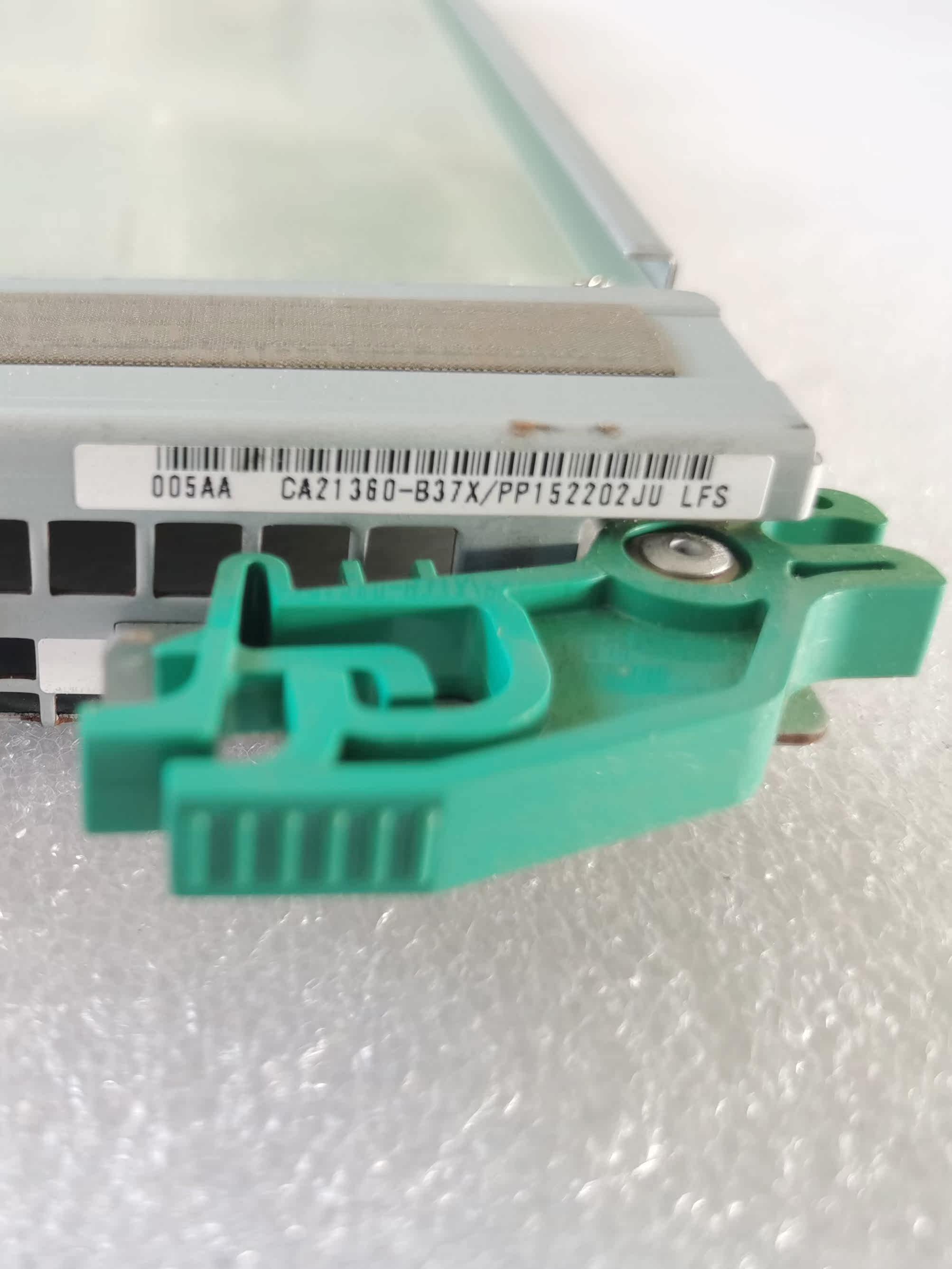CA21360-B37X FUJITSU Eternus DX500 S2 4-Port FC 16G Card 1 CA21360-B37X FUJITSU Eternus DX500 S2 4-Port FC 16G Card