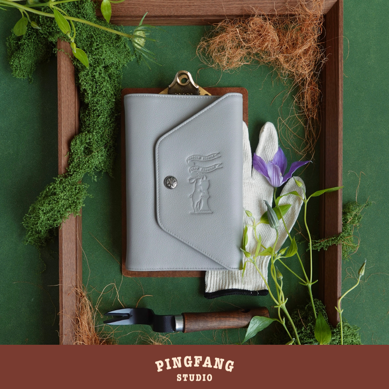 【Square Studio】Ribbonworks Co-Branded Leather Notebook, Original First-Layer Cowhide A6P 70% off 【Square Studio】Ribbonworks Co-Branded Leather Notebook, Original First-Layer Cowhide A6P 70% off