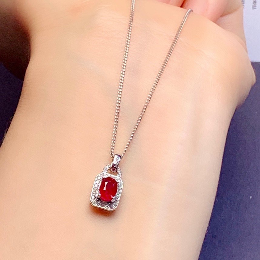 🔥特惠来袭！s925银镶4*6MM天然红宝石吊坠，女神必备的时尚单品 -颈饰-淘宝好物网