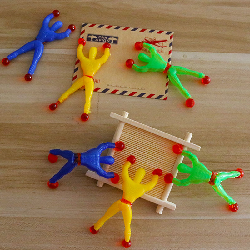 Children climb wall spider nightmarket stall supply fun creative tip small toy under 1 yuan