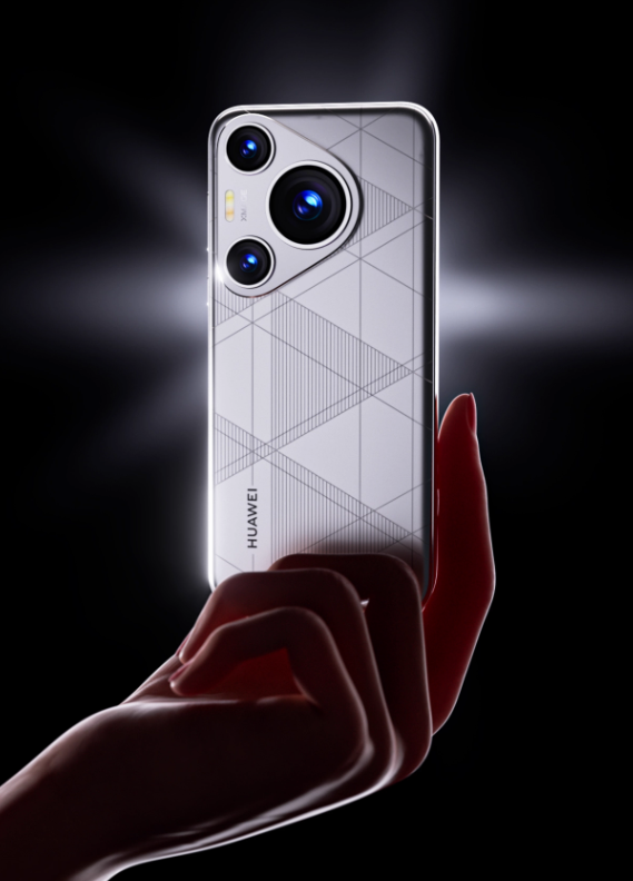 C4D手持华为70Pro手机3D模型场景工程源文件OC渲染