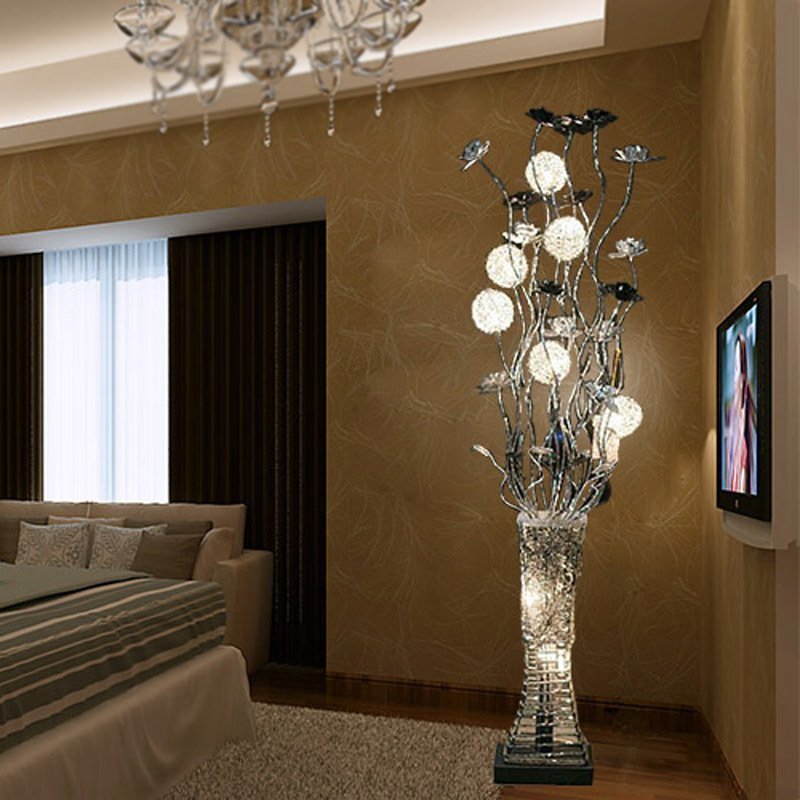 Creative minimalist modern personality floor lamp Living room Bedroom led vase decorated crystal floor lamp remote controlled aluminium